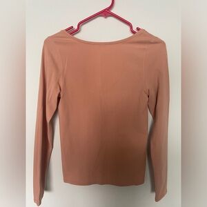 Everlane lowback long sleeved shirt in blush Sz Small